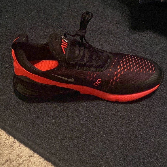 Black and orange - Picture 2 of 5